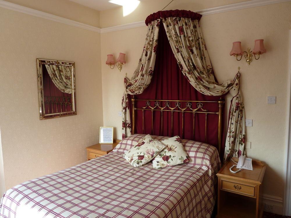 The Quarterdeck B&B Poole Exterior photo